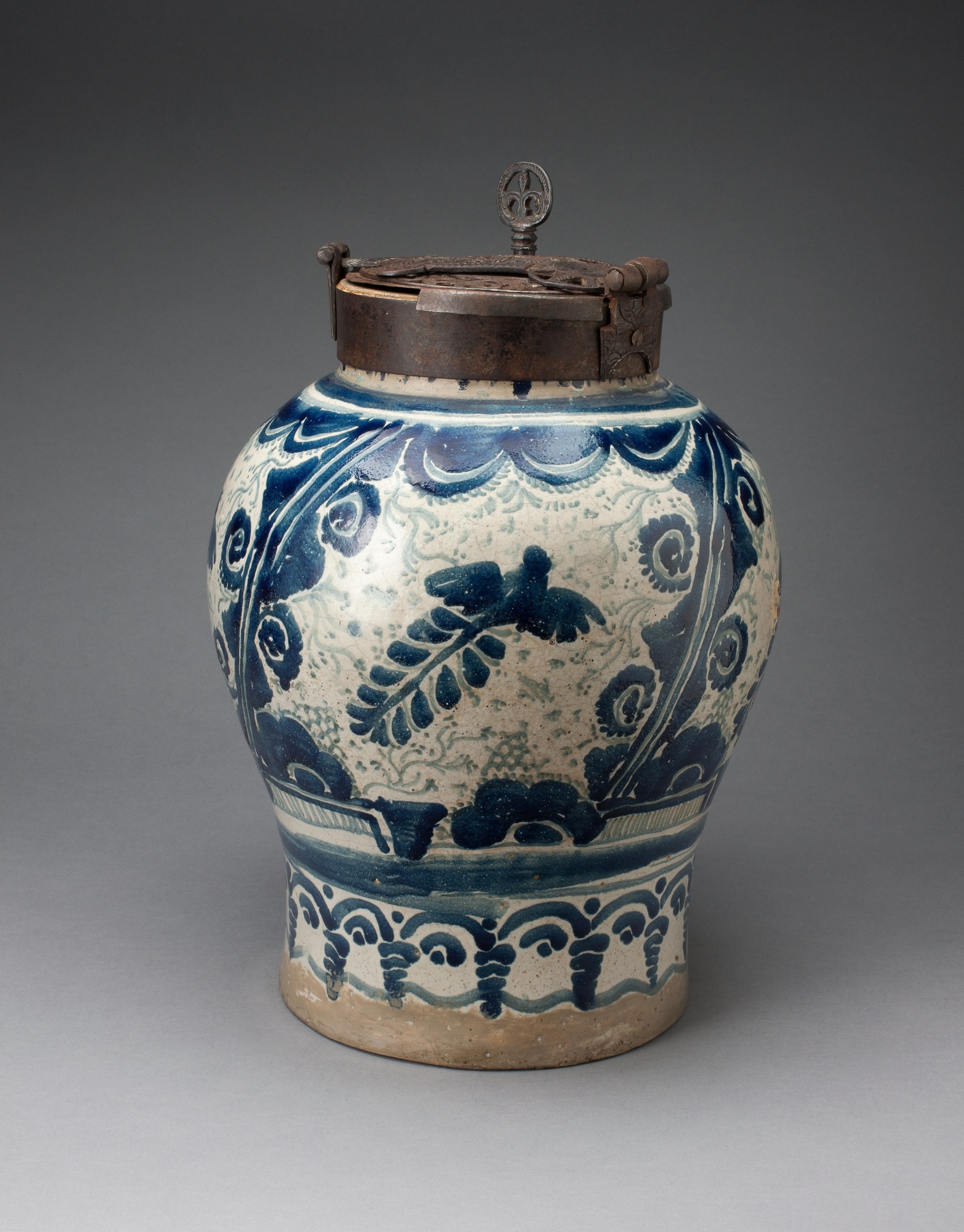 Chocolate Jar with Iron-Locked Lid