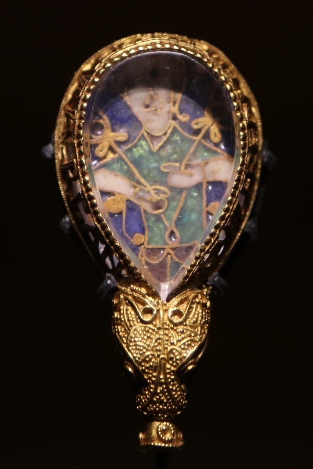 Alfred Jewel