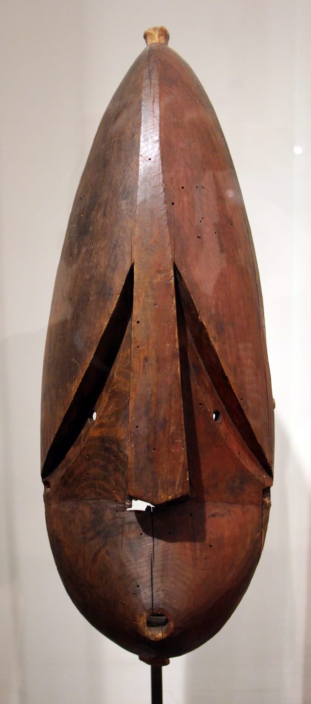 koniag sculpture-988.2.150