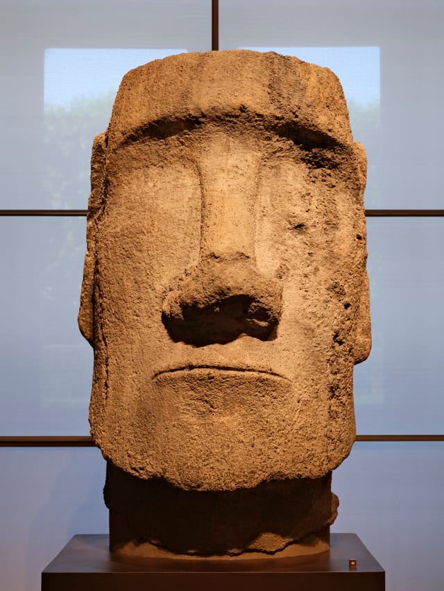 Moai